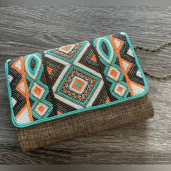 NWOT Beaded Southwestern Design Clutch Bag with Chain Strap - Picture 7 of 7